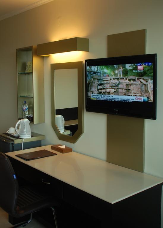 Hotel Gajahmada Pontianak Kamer foto