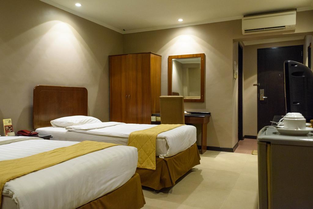 Hotel Gajahmada Pontianak Kamer foto