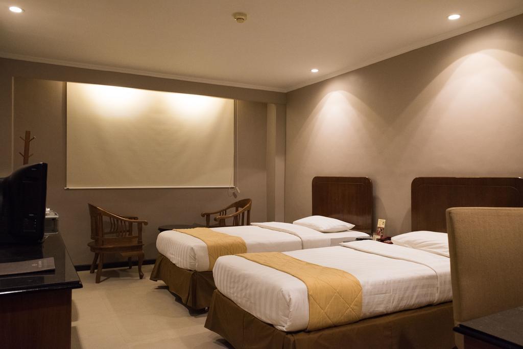 Hotel Gajahmada Pontianak Kamer foto